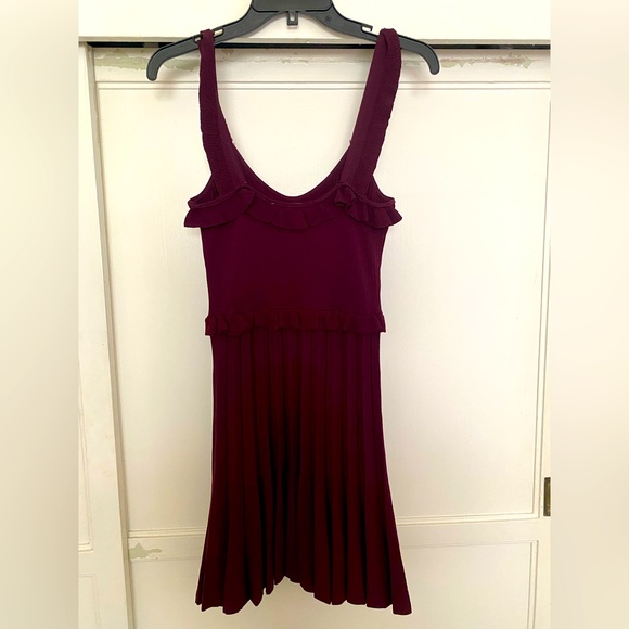 Burgundy Zara dress in size small - Picture 2 of 2